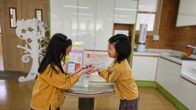 아토피피부염 예방, 보습제 도포!